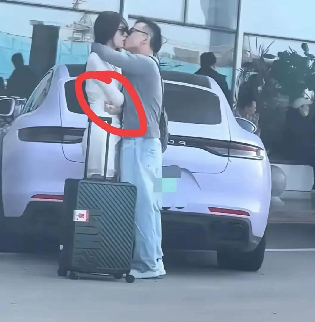 女的这是什么意思 是愿意还是不愿意