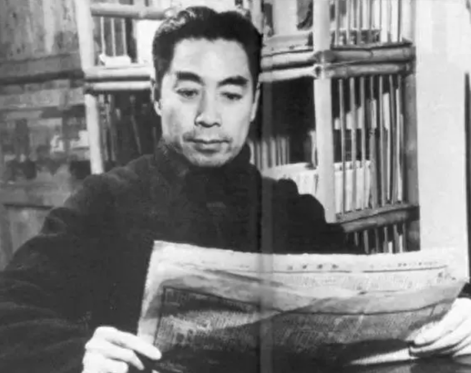 1938年，周总理安排王曼霞打入国民党高层，她竟嫁给蒋介石心腹。身份即将暴露时，