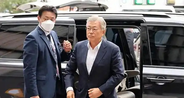 文在寅被起诉，韩国政坛风云突变











韩国前总统文在寅摊上大事了