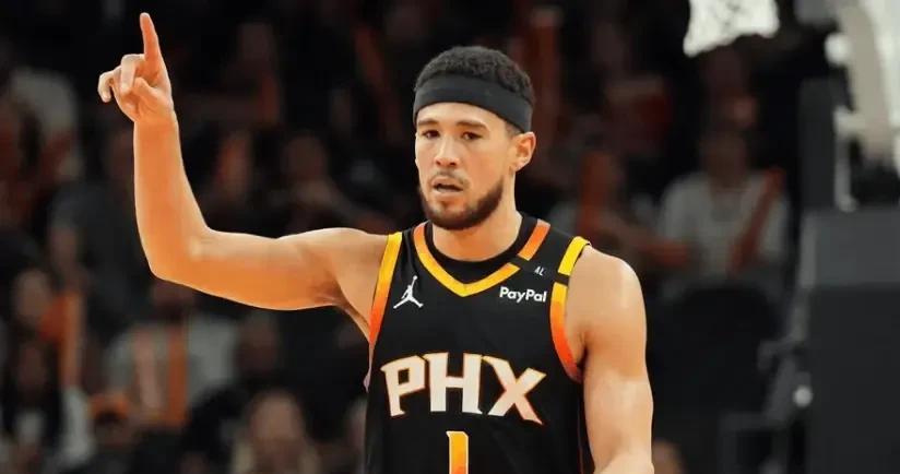 NBA名人Stein今天爆料，布克即将得到太阳管理层批准的一份年均薪7500万的
