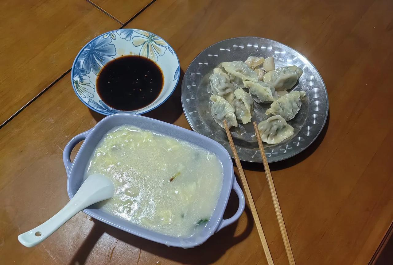 南阳有一种食物估计好多人不知道，那就是鸡蛋面疙瘩。做着很简单，但是吃着很舒服，特