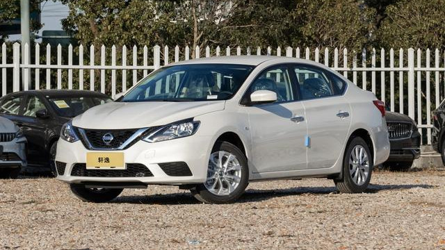 日产轩逸·经典（三次改款）舒适版上市，取消备胎，售价7.99万元