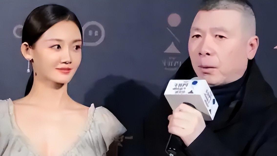 被冯小刚直言：“她太能装了，永远红不了”，苗苗做错了什么？