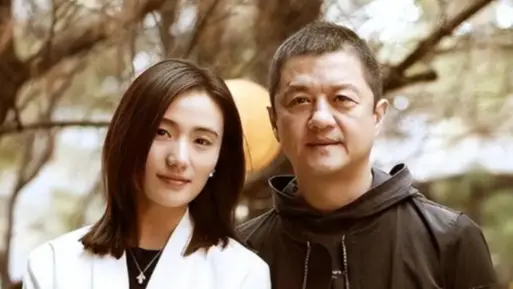 李亚鹏官宣离婚：债务压垮婚姻？