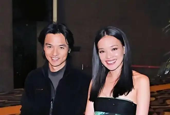 舒淇用28年从争议中突围，如今以自编自导作品冲击国际大奖，完成从“性感符号”到创