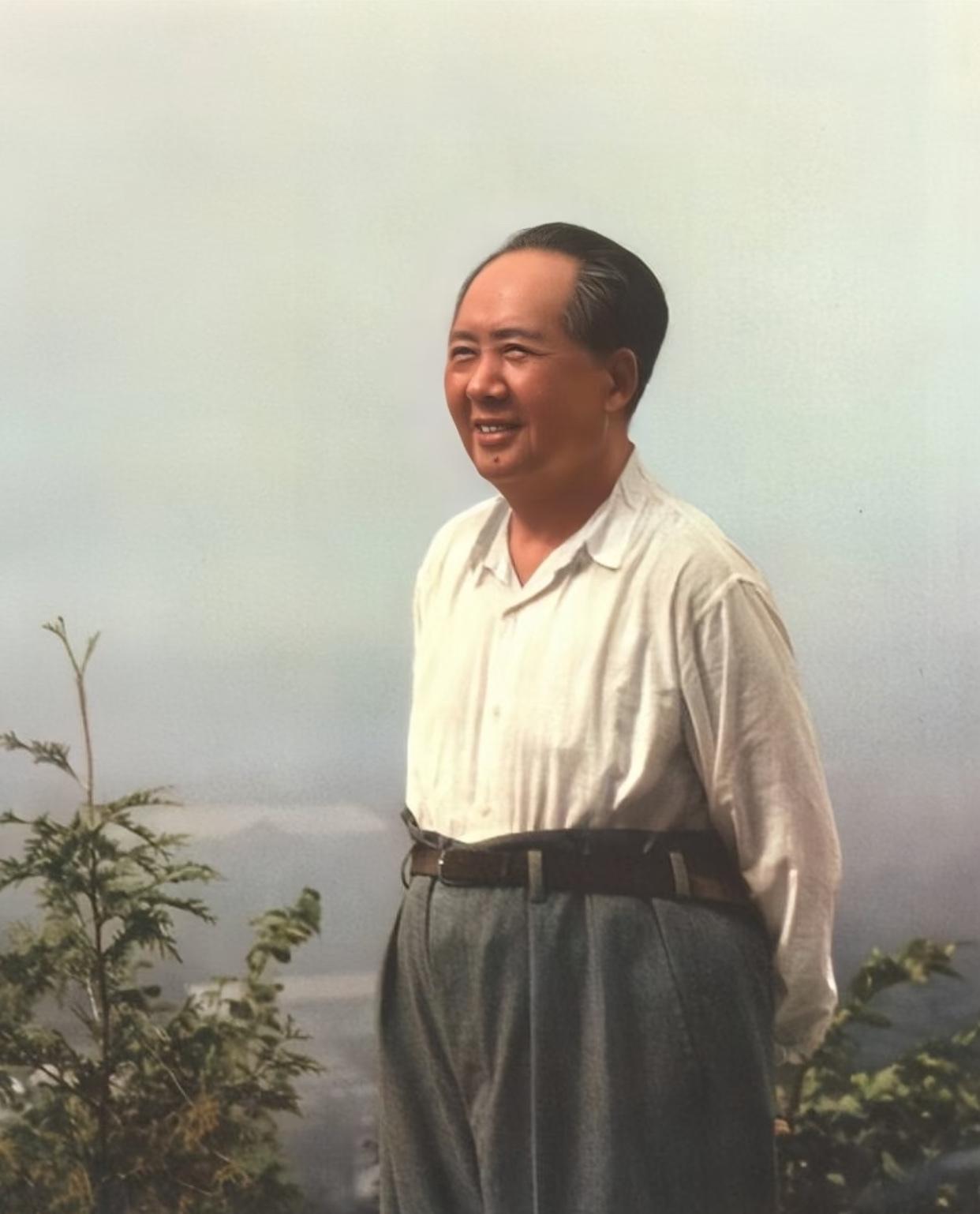 1958年，毛主席最霸气的语录：“不论你官多大，无非是当主席，当总理，当部长，当