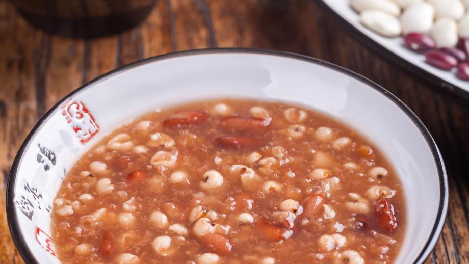 时光熬出的真味：烧饼铺的八宝粥，只有食材本香