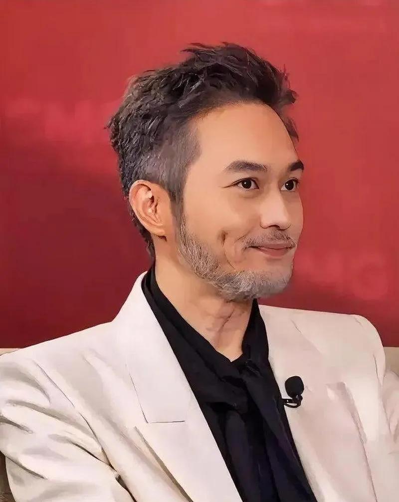 关于张智霖以「特别主演」身份参与的作品，近期主要集中在影视剧领域。例如：
1.《