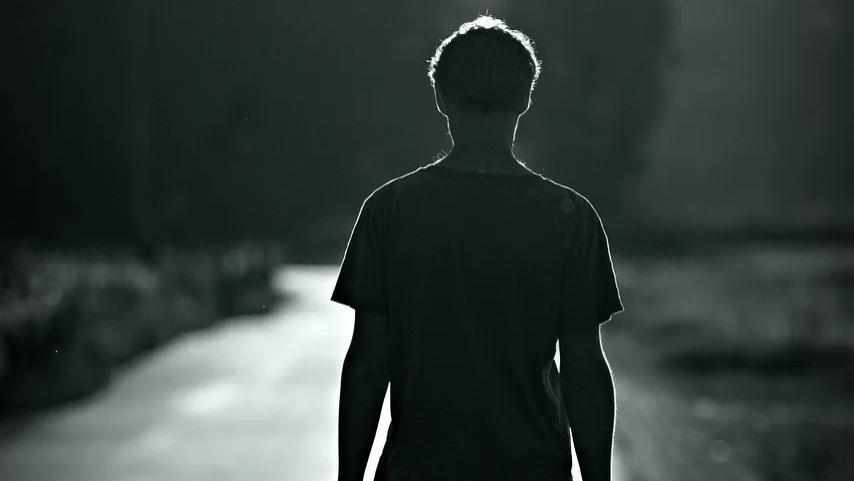 离婚后, 男人还会偷偷想前妻吗? 可能和你以为的完全不一样!