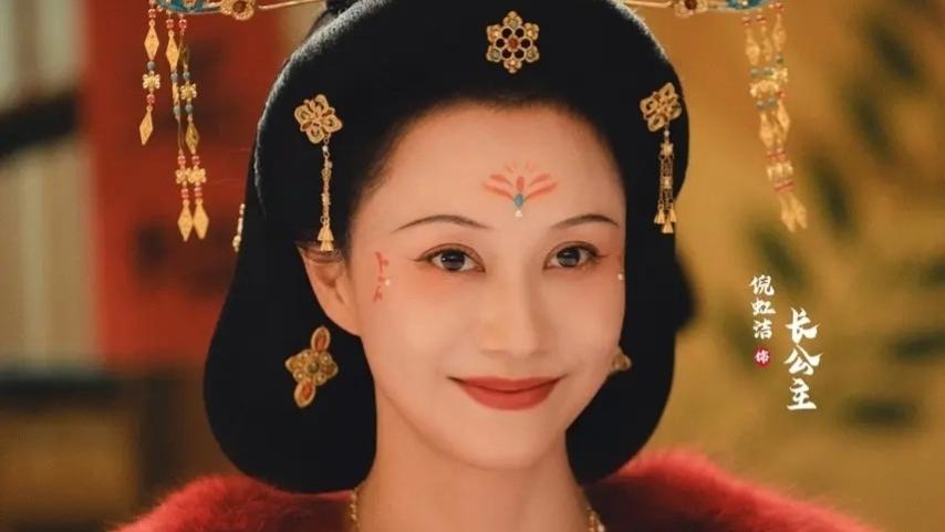 今晚开播！又一32集黑马古装剧来袭，演员阵容不错，值得期待！