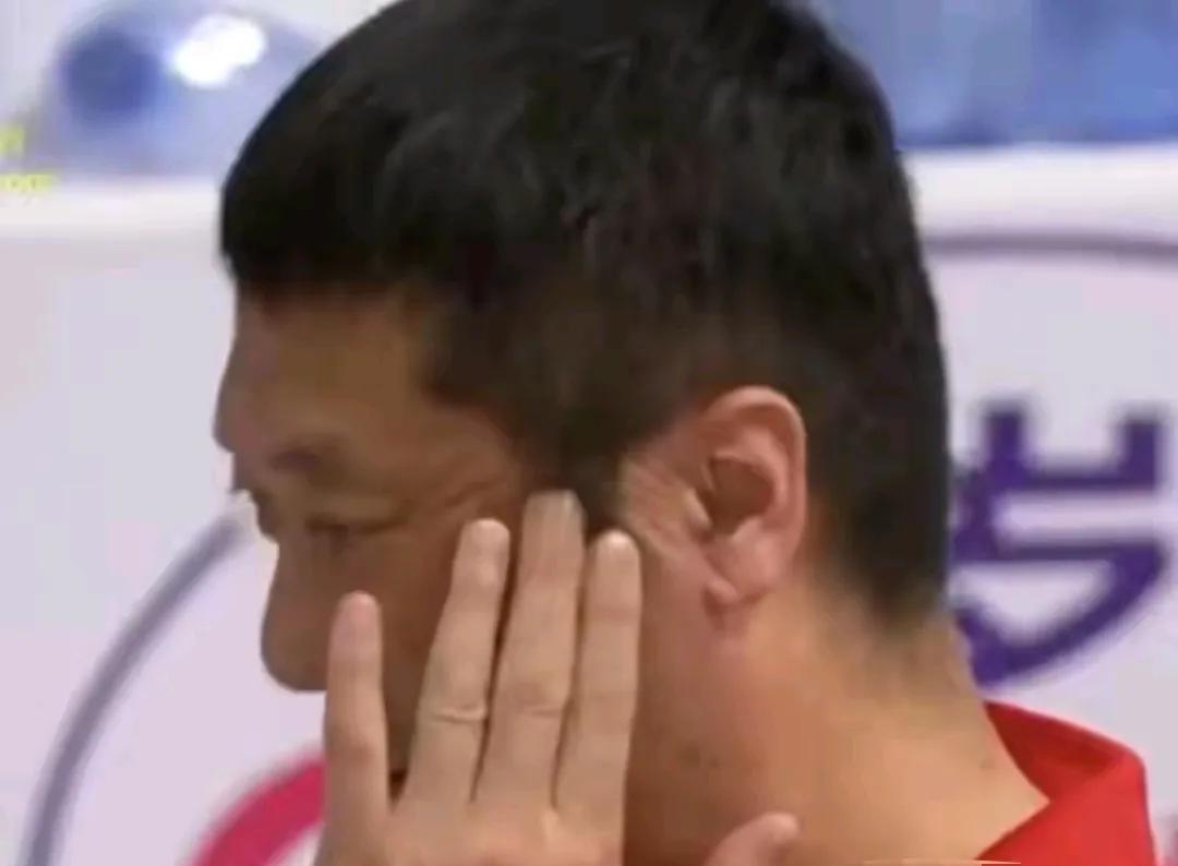 今天凌晨的中波之战真是可惜了！
中国队2：3惜败给对手，按理说我们在缺少李盈盈的