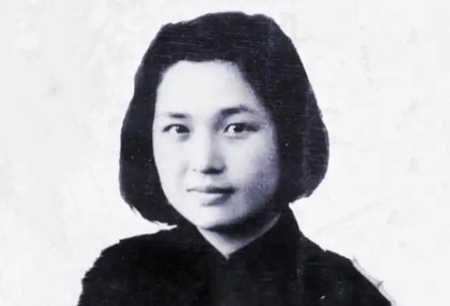 1947年，陈布雷的女儿女婿被捕，蒋介石找陈布雷谈话，询问他对此事的想法。陈布雷