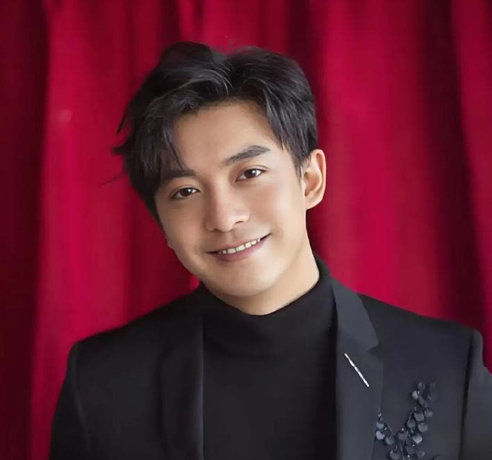 如果我是李晟老公李佳航现在肯定哭的稀里哗啦的

不是因为李晟这次拿了第一，而