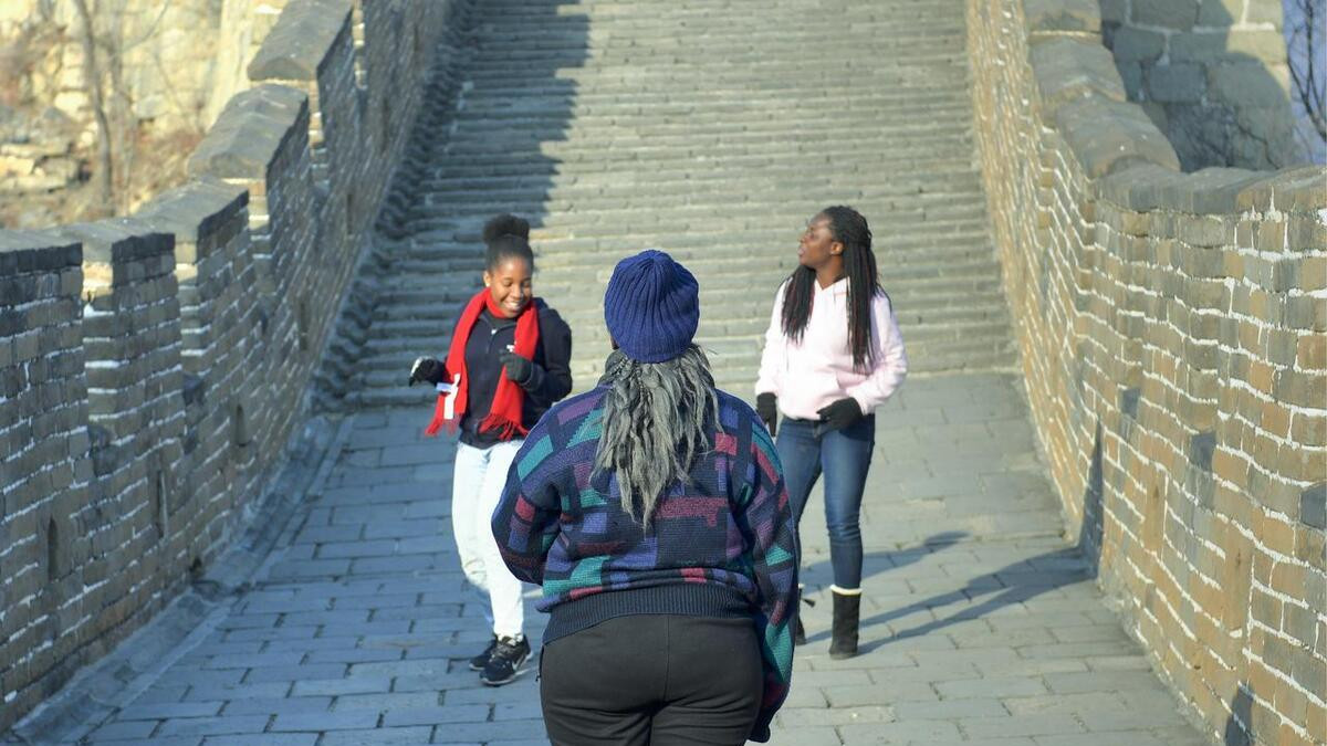 五一假期旅游彻底炸锅！老外组团来中国，订单狂涨173%背后有啥秘密？