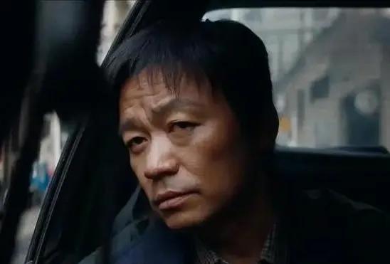 以前总觉得“草根逆袭”是电影剧本，可王宝强从群演到提名白玉兰，实打实打破了这偏见