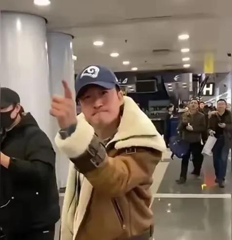 接下来
俄罗斯会越来越困难
不是军力不足
也不是经济不行
而是“底”被摸透了
没