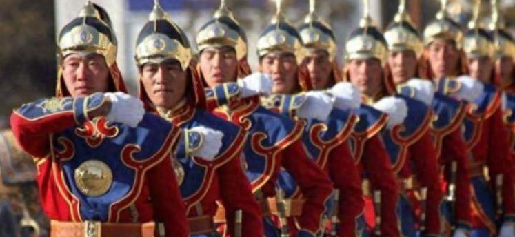 俩国家真安全 一个谁也打不过











---









