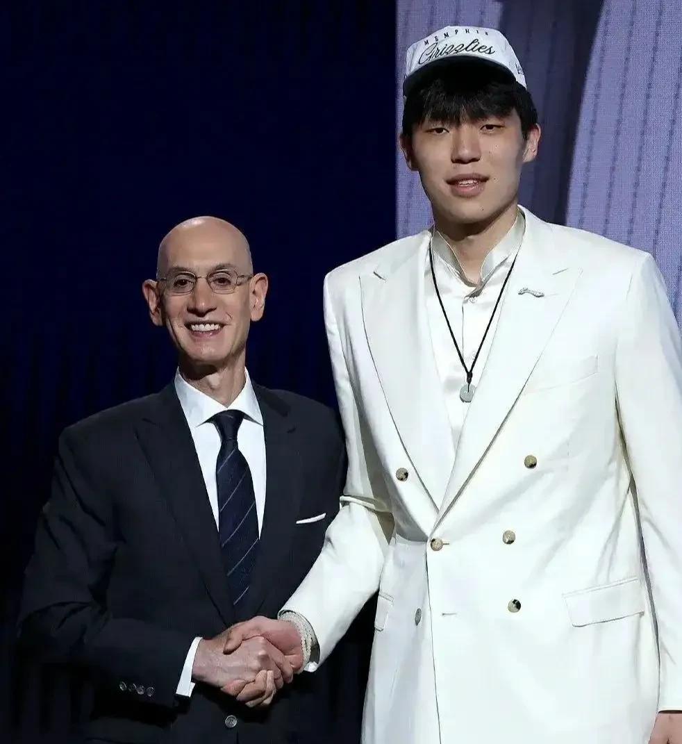杨瀚森没有16顺位的能力，所以连他自己也很意外，那么开拓者为什么用这么高的顺位选