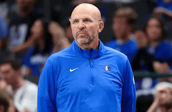 NBA常规赛：独行侠将于主场迎战雄鹿。
赛前，独行侠主教练杰森-基德接受了记者采