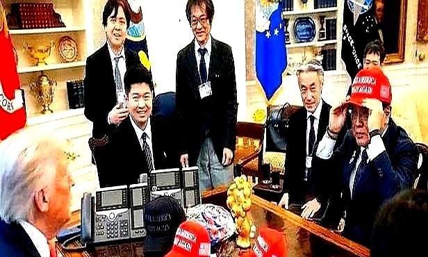 到美国参加关税谈判的日本贸易代表团负责人、再生大臣赤泽京正被白宫网站故意曝光头戴
