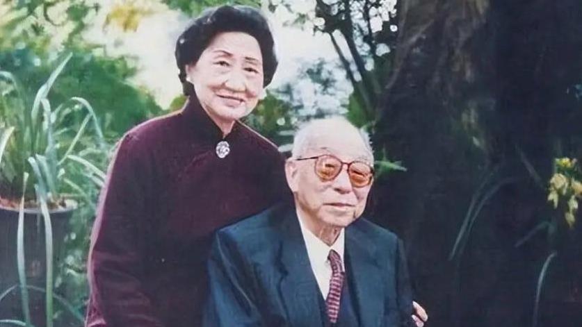 91年邓小平邀张学良返乡，他：愿归故土，却因李登辉一言，终生遗憾未践