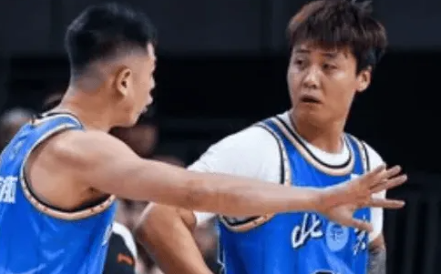 CBA常规赛，广厦91-85战胜北京。
广厦战胜北京取得6连胜，同时终结北京开局