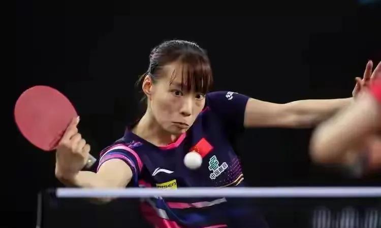 北京时间22日凌晨2点20分，又有一场国乒队员之间的较量即将发生。这就是蒯曼和石