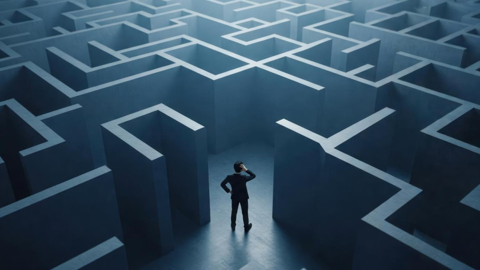 别羡慕那个“拼命三郎”的领导了，他可能只是鸟笼效应的奴隶！