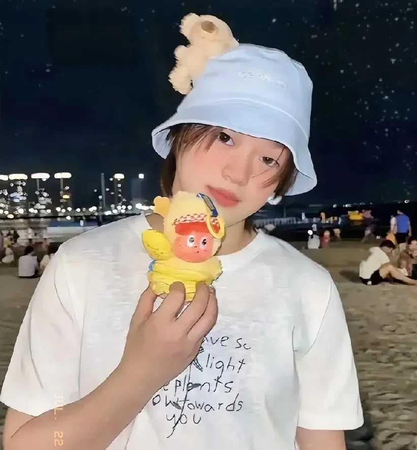 14岁一跳水花震全球！
全红婵把教科书写了。
2021东京，她五跳三满分，466