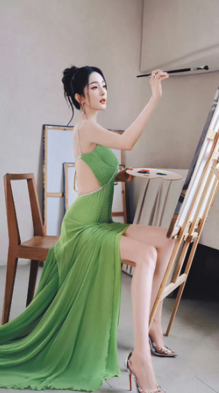 杨幂好清新 ​​​，太有氛围感了