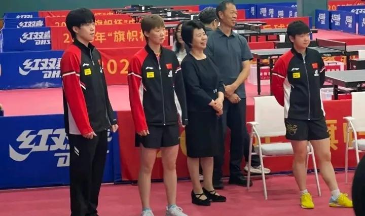 莎莎应该是考完英语四级了！开开心心出来参加活动了！
祝莎莎考试顺利晋级！祝天下所