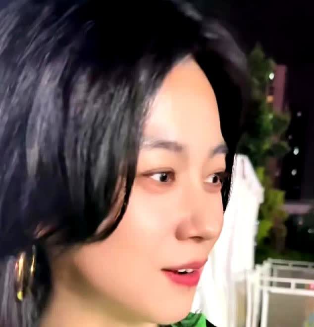 刀郎这个人

根本经不起研究

因为仔细一查，你就会发现

他也太宠