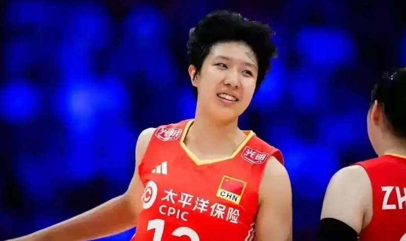 中国女排又有大变动，继王奥芊、杨淑茗离队支持U21女排世锦赛之后，董禹含也被抽调