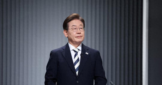 韩国示好中国，想拿回指挥权











韩国总统被美国总统放鸽子，这事