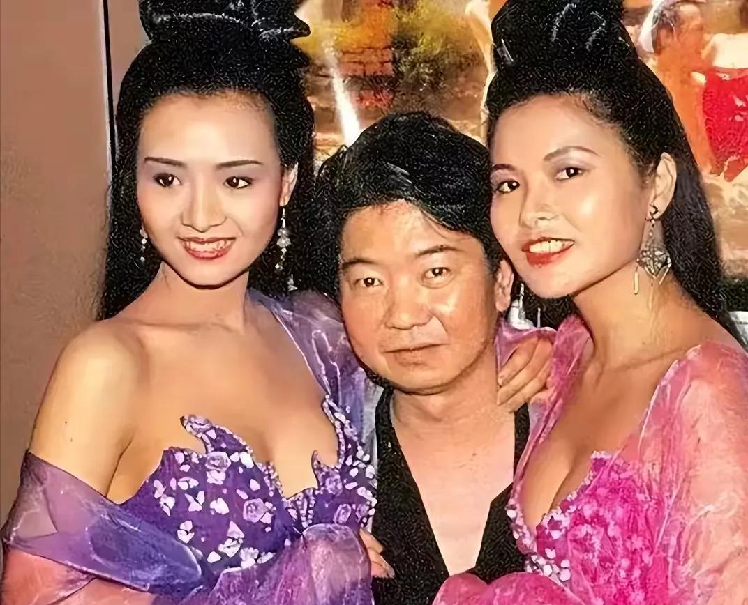 拥有61个前女友的香港四大才子蔡澜去世
      蔡澜一生荣华富贵，身边美女不