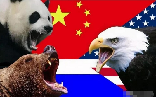 欧洲要被瓜分，全球进入三国时代？特朗普将目光锁定美洲扩张，普京紧盯欧洲的地盘，而