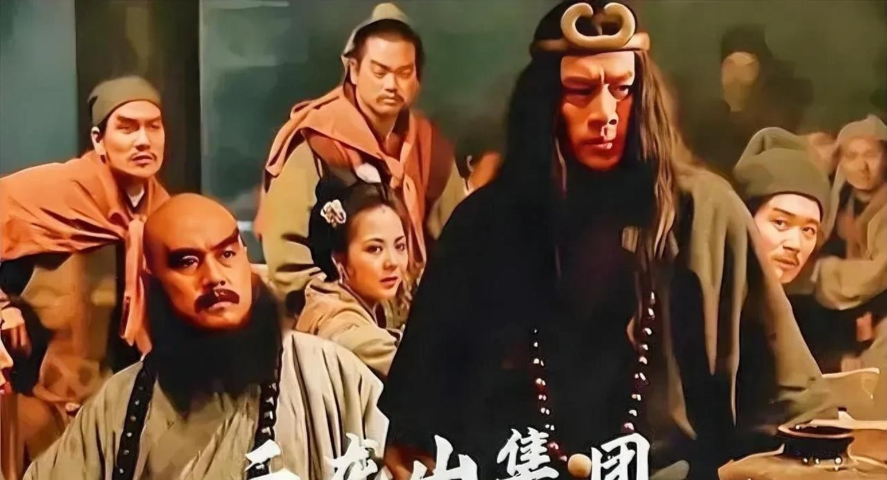 《水浒传》为何能位列四大名著？
翻开《水浒传》的第一页，就像撞进了北宋末年的酒馆