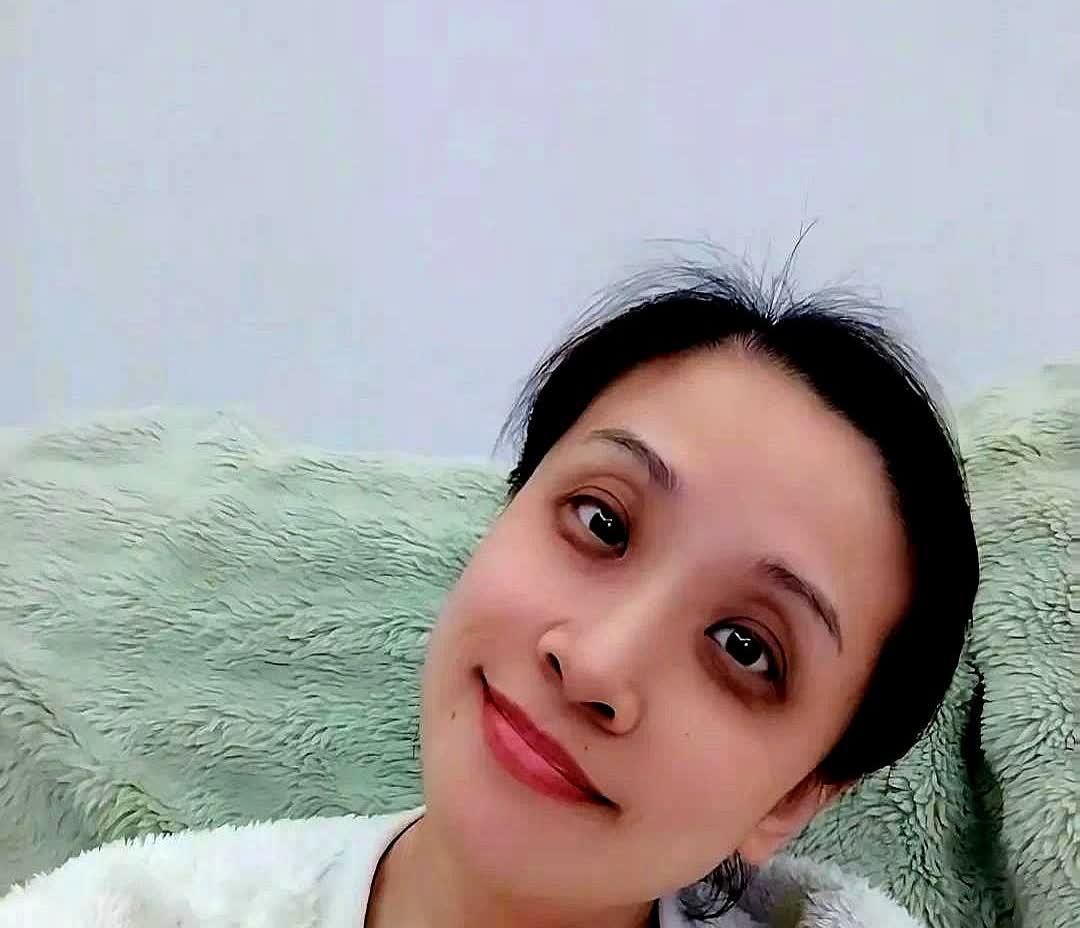 秋天妈妈这次真把粉丝们急得够呛。

作为头部博主连续十天不更新动态，评论区早
