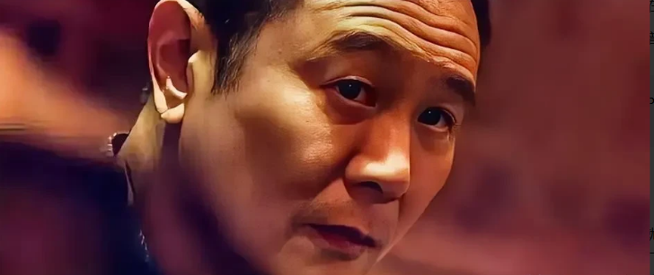 《扫毒风暴》
天呐，
我们都看错老鬼了，

一开始他被卢少骅从西港四十万定金卖给