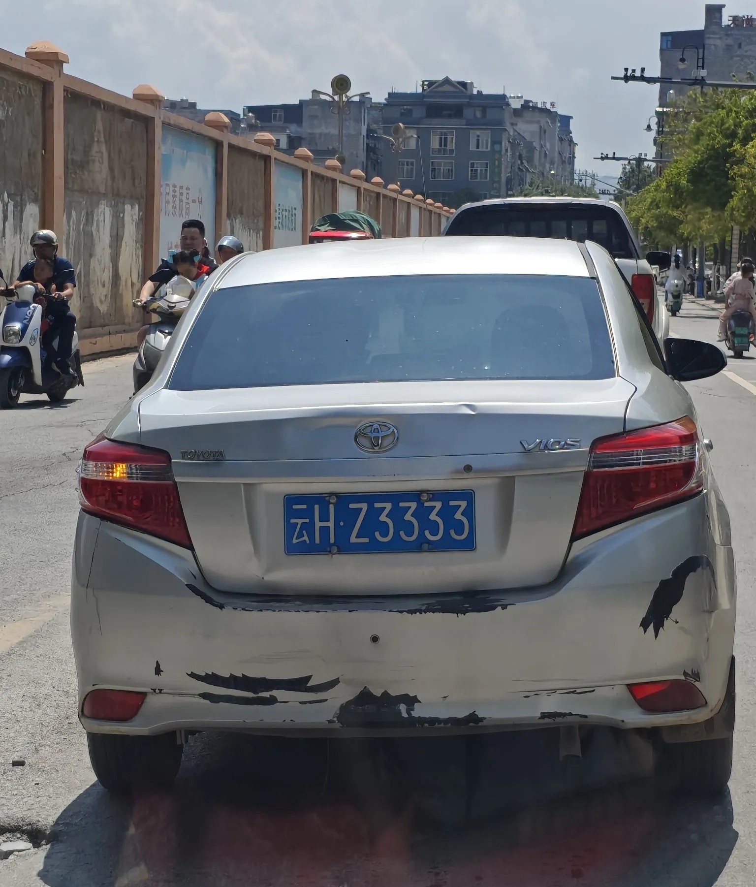 这个车牌号，跟着这个车是不是委屈了点