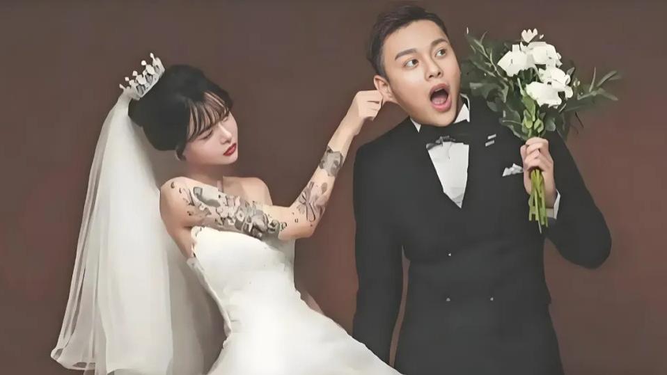 四婚四离直播秀：26岁网红为何成现代人情感困局缩影？