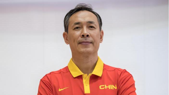 CBA总决赛第二场，裁判的吹罚尺度太严！有利于浙江广厦