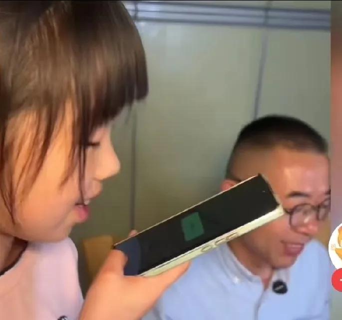 大家不要骂谢岳了！
我宣布比谢岳更狠的的寻亲父亲出现了，不是郭刚堂，也不是孙海洋