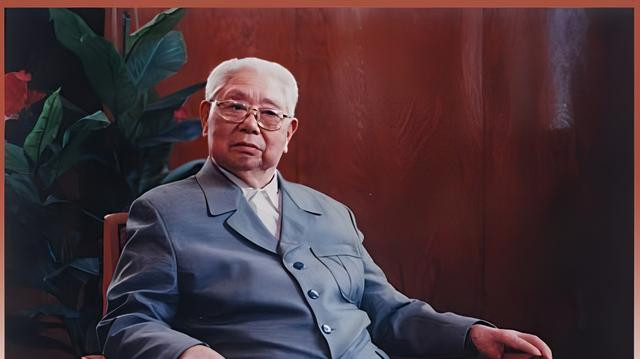 1982年陈锡联儿子遇难，中央派人慰问，陈锡联一句话让人动容落泪