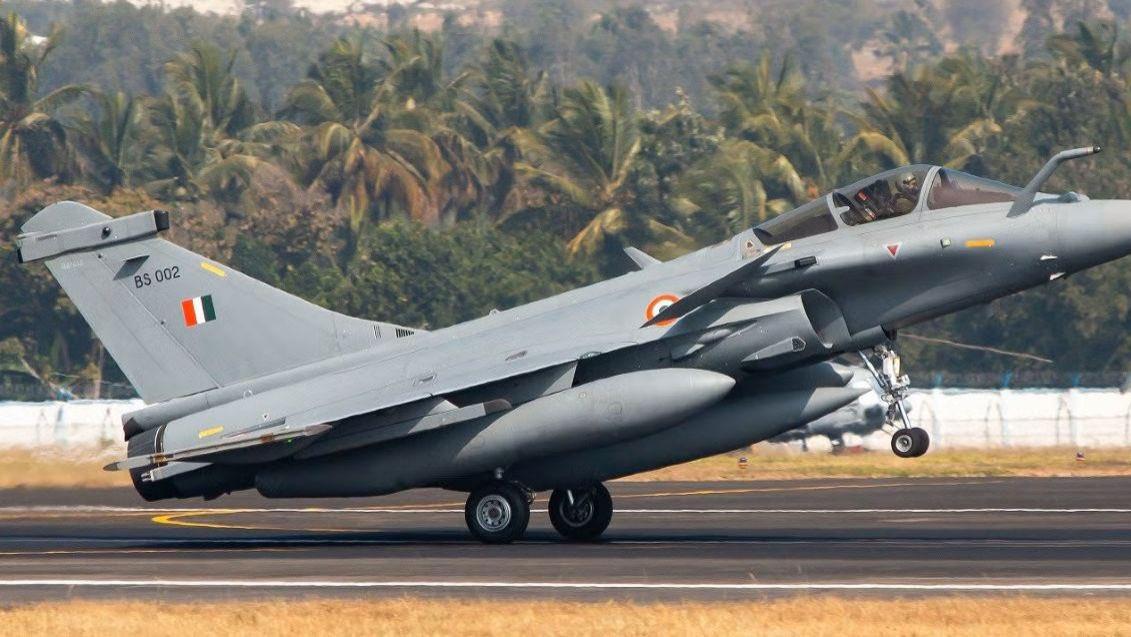 二打阵风，炸了S400，法俄哭了，巴铁笑了，国际高端市场迎来洗牌