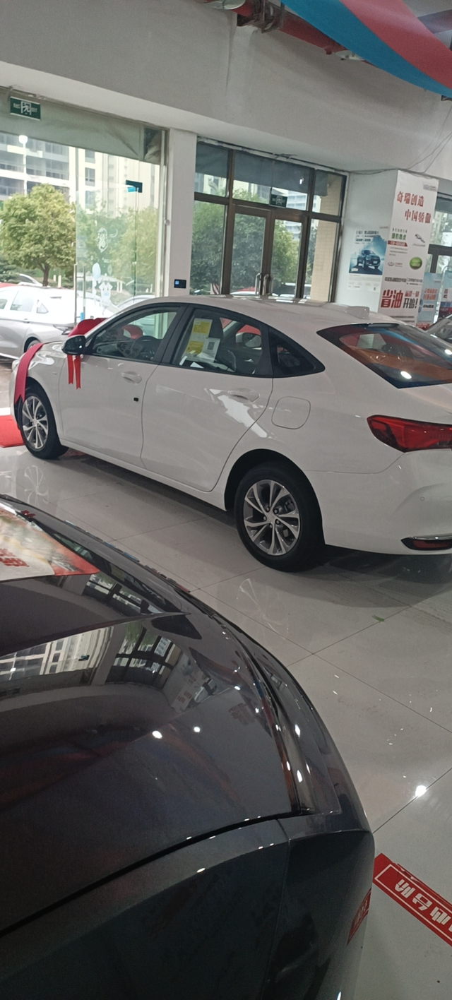 威朗新问题
有没有车友出现过，爬坡的时候开始慢悠悠走突然猛一脚油门下去转速上去了