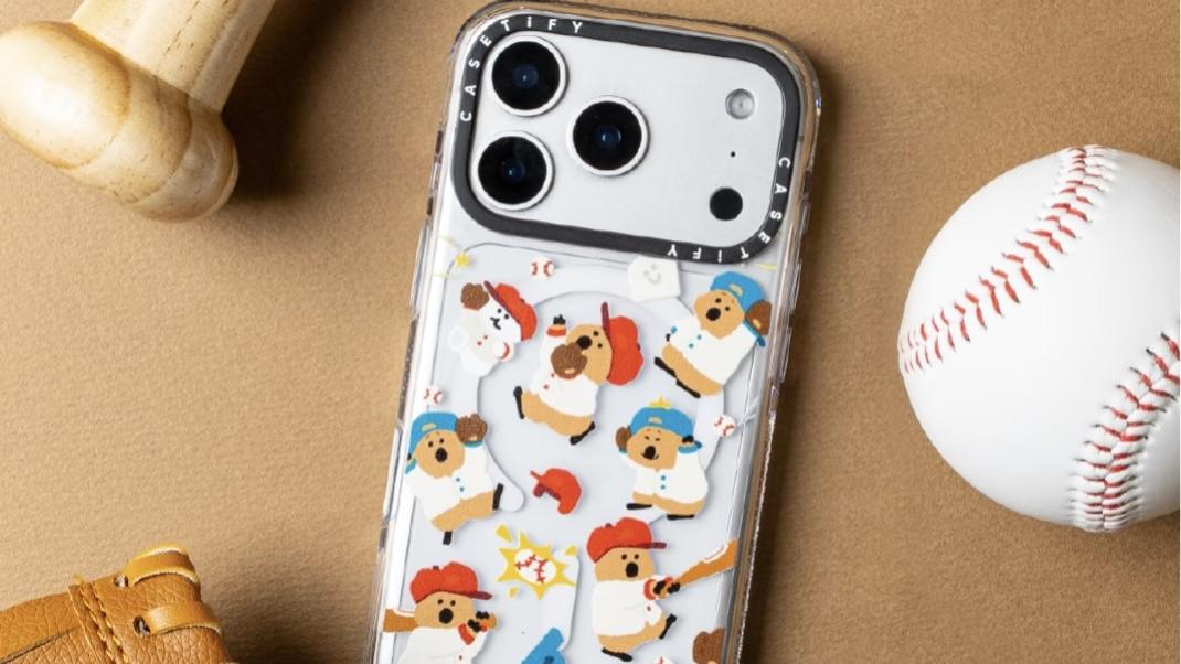 “手机壳爱马仕”CASETiFY，摸着泡泡玛特过河？