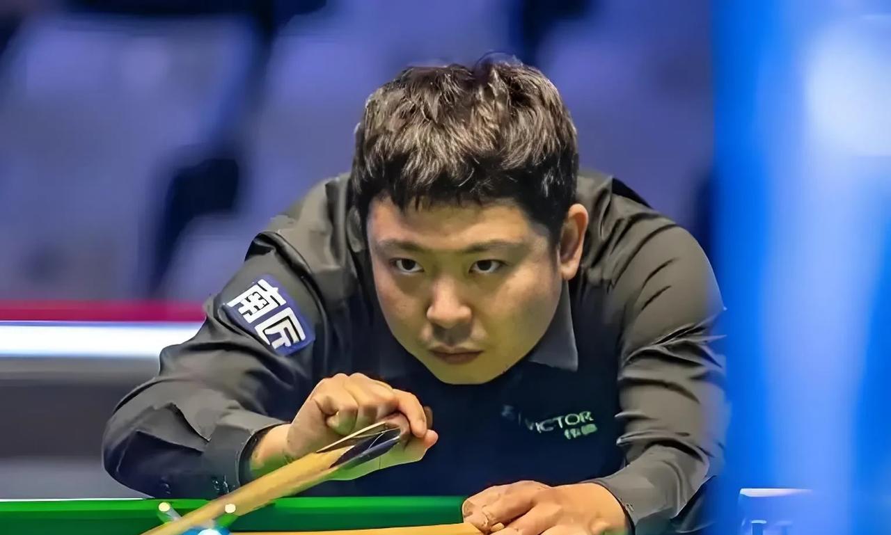 达仔拒绝逆转，黑马戛然而止
北京时间8月27日下午，2025年斯诺克武汉公开赛八