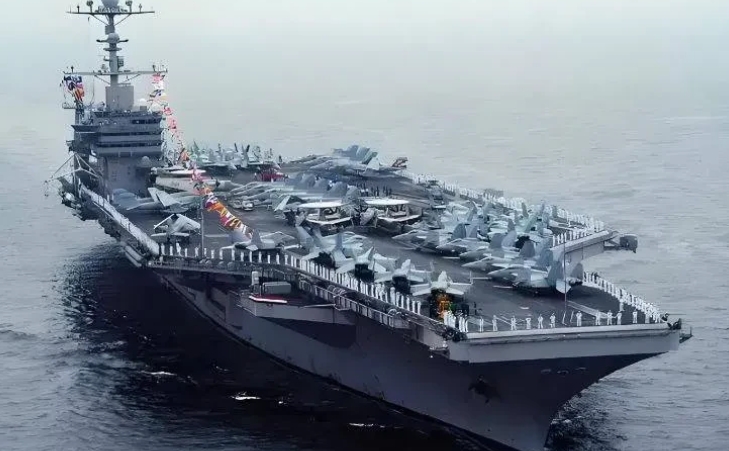 胡塞武装可以考虑采取饱和式攻击的方式，集中发射数百枚导弹或无人机，以突破美国航母