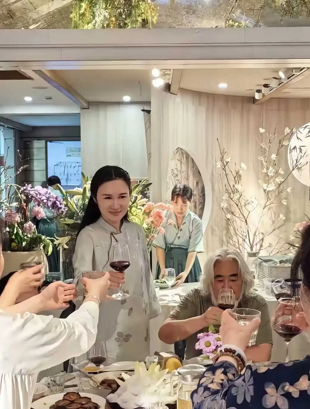 杜星霖生完四胎之后，一下子苍老了好多，真是元气大伤啊！